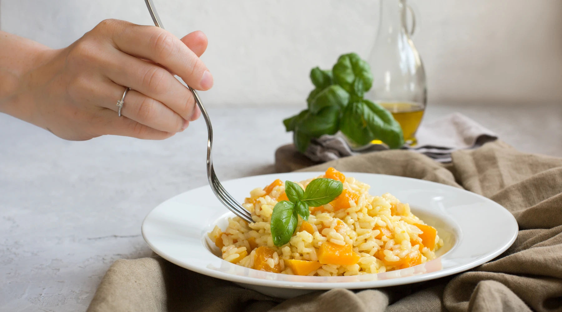 COMMENT MANGER UN RISOTTO SELON LE GALATEO