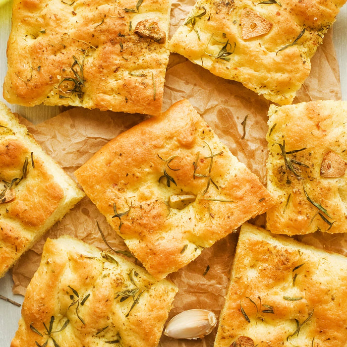 FOCACCIA MAISON : LA RECETTE TRADITIONNELLE ITALIENNE