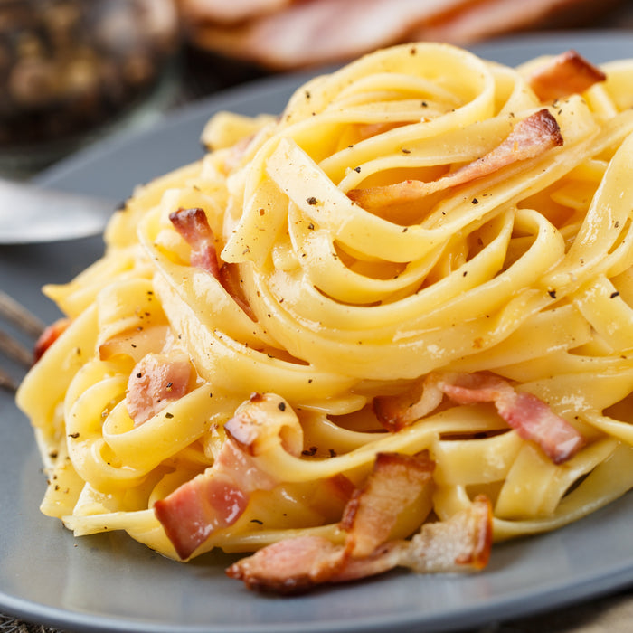 SUR LES TRACES DE LA CARBONARA : L'ANTIQUE ET MYSTÉRIEUSE RIQUAGGHIU SICILIENNE, VOUS CONNAISSEZ ?