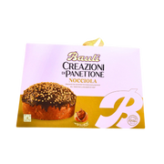 Panettone Nocciola Bauli en gros plan – présentation du gâteau italien aux noisettes