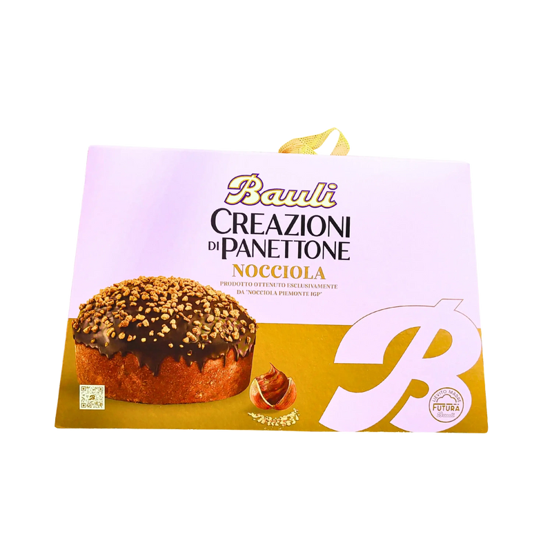 Panettone Nocciola Bauli en gros plan – présentation du gâteau italien aux noisettes