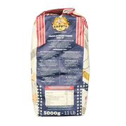 Paquet de farine manitoba oro caputo 5 kg, parfait pour pains et pâtisseries, qualité italienne premium.