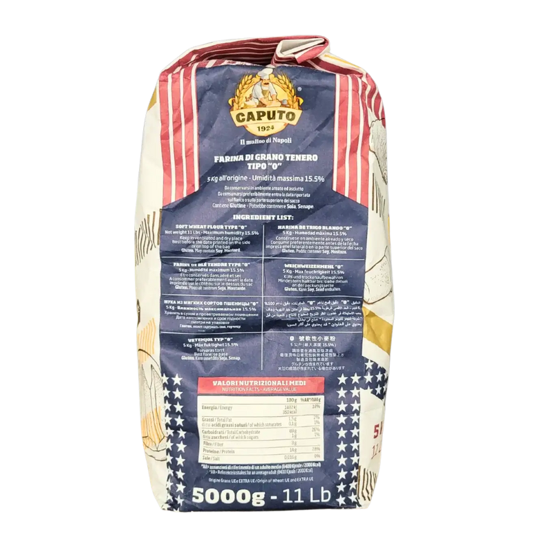 Paquet de farine manitoba oro caputo 5 kg, parfait pour pains et pâtisseries, qualité italienne premium.