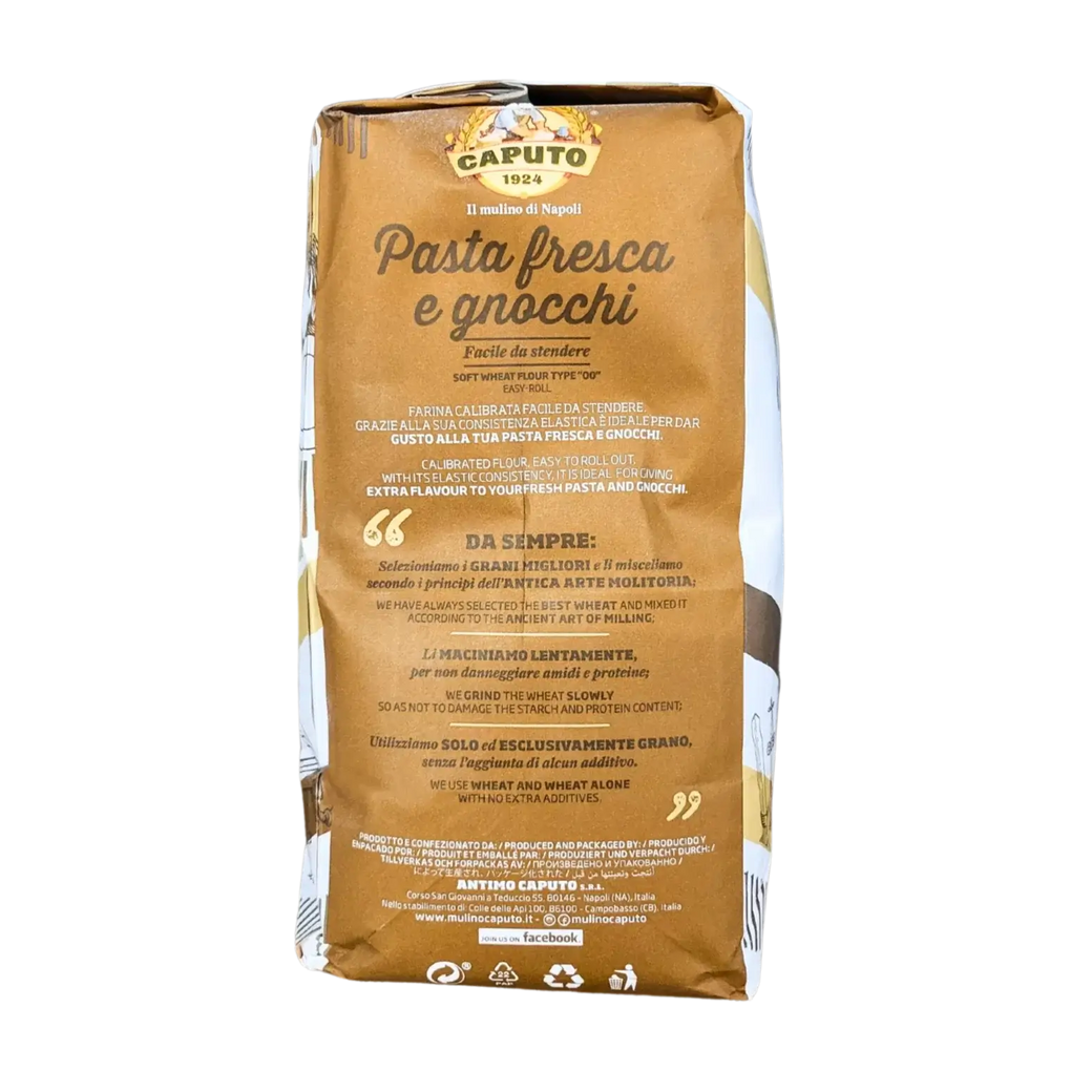 5kg bag of type 00 Caputo flour for artisanal pasta and gnocchi.