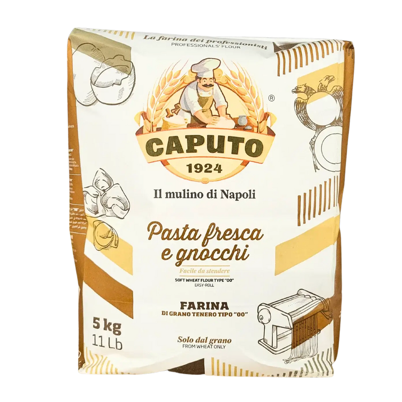 Paquet de farine italienne Caputo 5kg pour pâtes fraîches, idéal pour farine type 00, texture élastique.