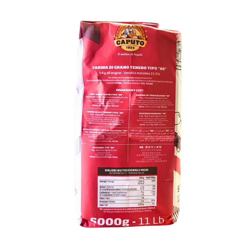 Paquet de Farine Type '00' saccorosso Caputo 5kg, produit authentique napolitain. Focus: farine caputo.