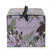 Intérieur du panettone Nerosale Loison – mie filante garnie de caramel salé et éclats de chocolat noir