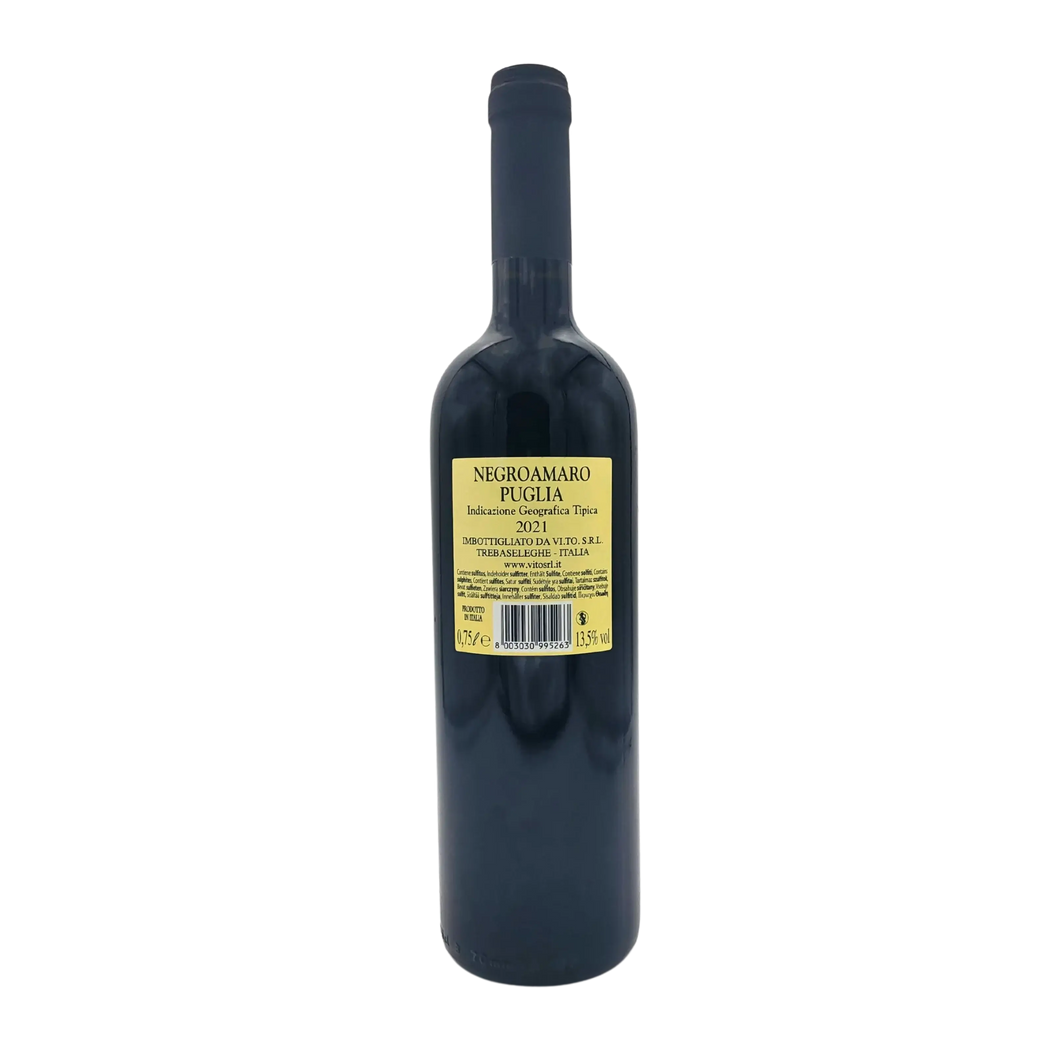 Bouteille de vin Negroamaro Puglia 2022, étiquette jaune, 75cl, pour amateurs de vins rouges italiens.