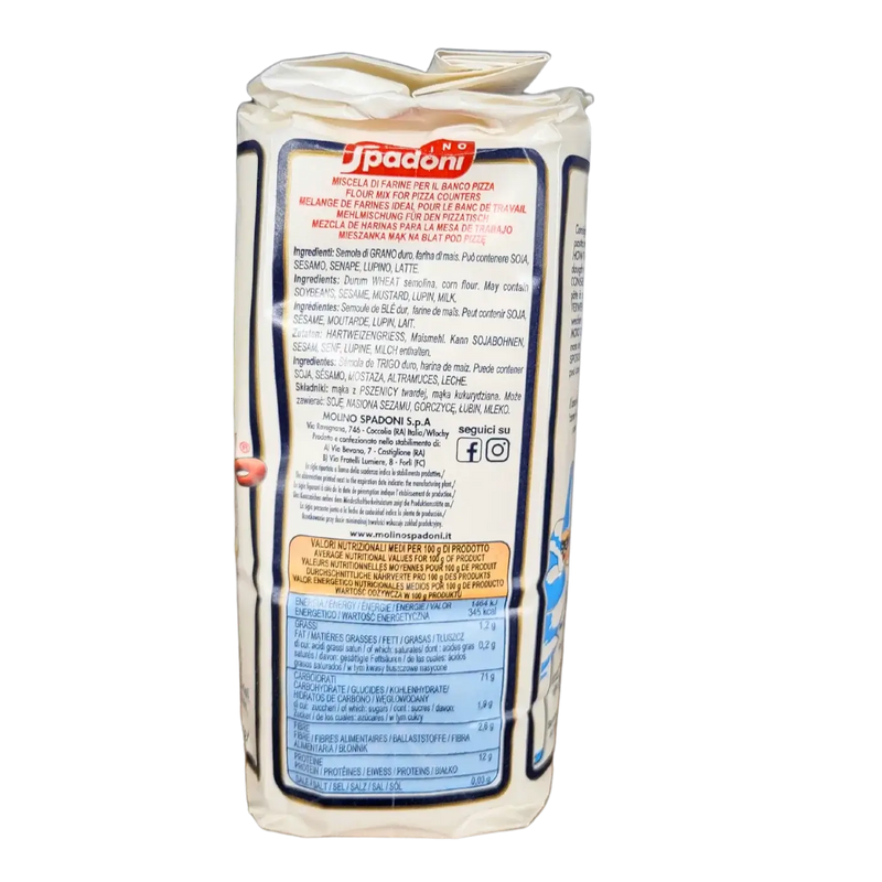 Sac de 5kg de farine semoule pizza Staccapizza de molino spadoni avec étiquette visible.