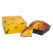 Boîte jaune du Panettone Limoncino Morelli accompagnée d'un panettone découpé montrant sa texture.