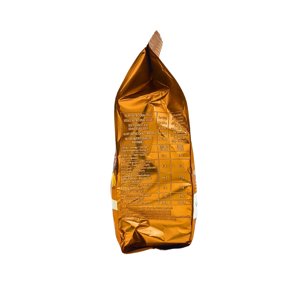 Emballage latéral du Gianduiotto Pernigotti Pralinés Chocolat Noisettes 140g, montrant les informations nutritionnelles du produit.