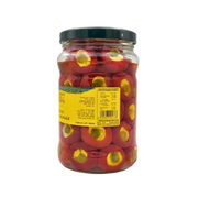 Peperoncini Farcis au Fromage Contado degli Acquaviva - Détail des piments farcis avec ricotta et câpres, prêts à être dégustés