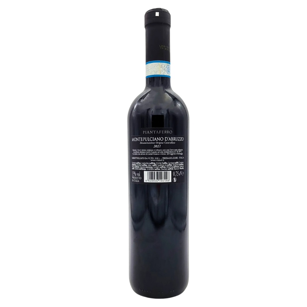 Bottle of red wine Piantaferro Montepulciano d'Abruzzo DOC 75cl, back view with label.