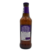 Bouteille de Birra Moretti IPA 33 cl, mettant en valeur le style italien de la birra moretti ipa avec son design d’étiquette violet distinctif.