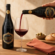 Ca' Vittoria Appassimento versé dans un verre — table italienne EasyGusto