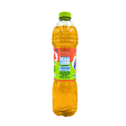 Bouteille de 1,5L d'Estathé Zero pêche sans sucre, rafraîchissante boisson thé noir Ferrero avec édulcorants.