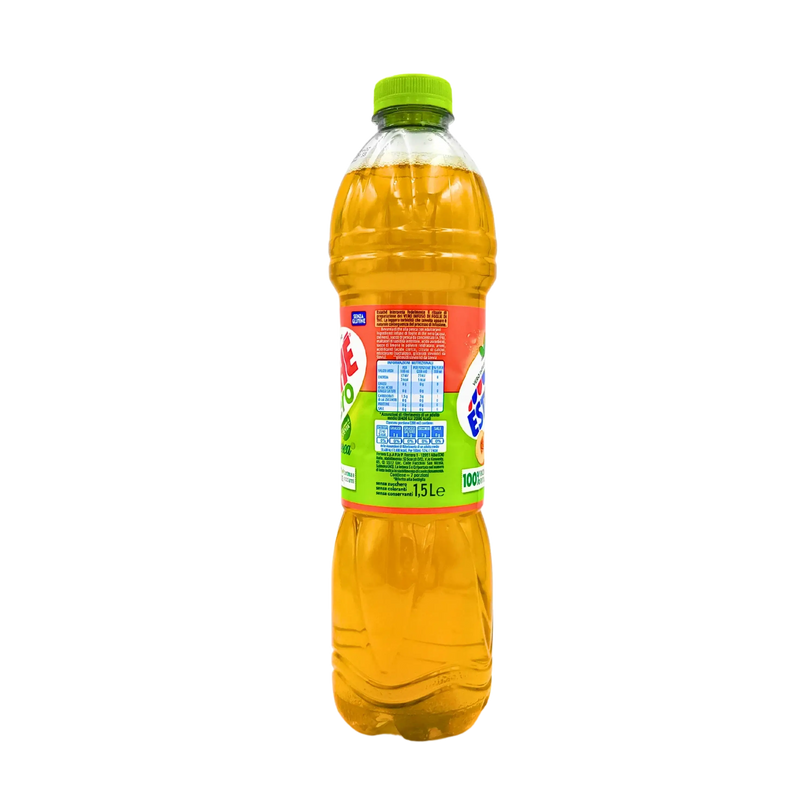 Bouteille de 1,5L d'Estathé Zero pêche sans sucre, rafraîchissante boisson thé noir Ferrero avec édulcorants.