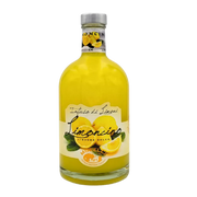 Bouteille de Limoncino Morelli 50cl, liqueur de citron italienne artisanale douce avec écorces de citron fraîches.