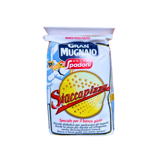 Face avant du paquet de semoule spéciale pizza Gran Mugnaio de Molino Spadoni, 1kg, avec visuel Staccapizza et branding clair.