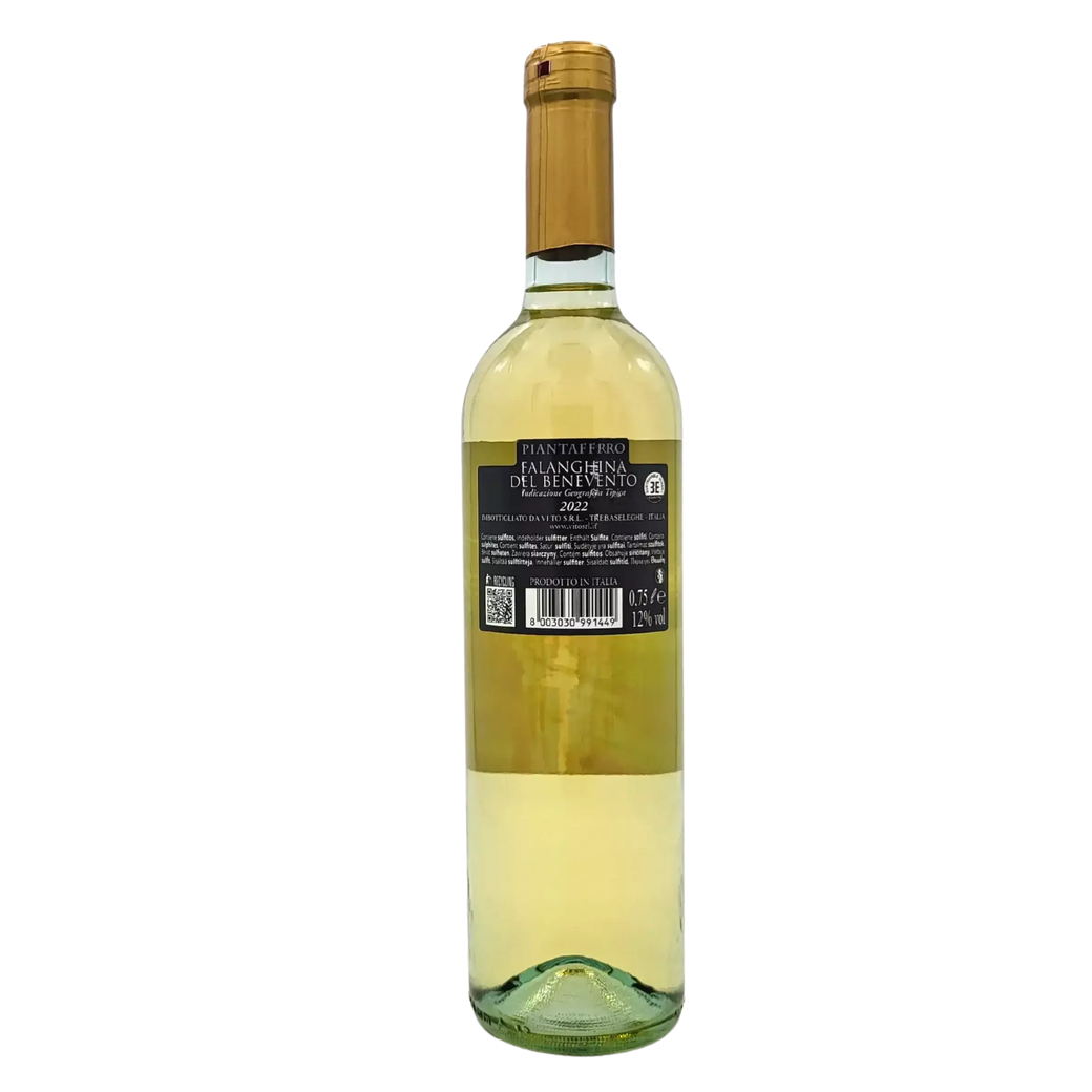Bottle of Falanghina Beneventano IGT white wine from Piantaferro 75cl with a label.