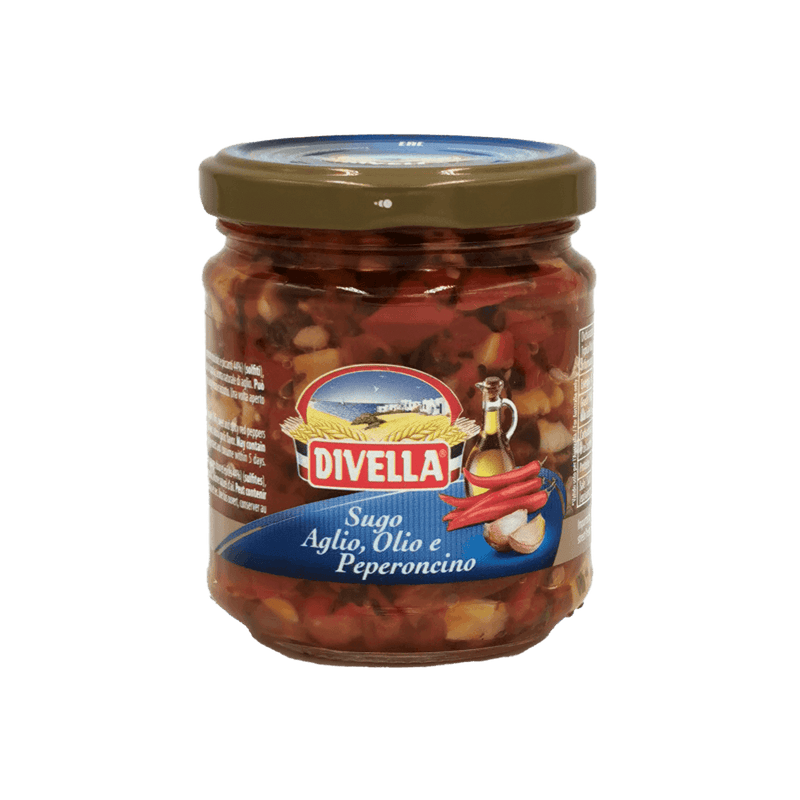 Sauce à l’ail Huile Piment Divella en gros plan - Mélange d'ail, huile d'olive et piment dans un pot en verre