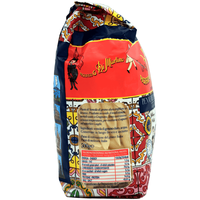 Tableau nutritionnel des Pâtes Penne Mezzani Rigate, semoule de blé dur, Gragnano IGP, Pastificio Di Martino, paquet 500g.